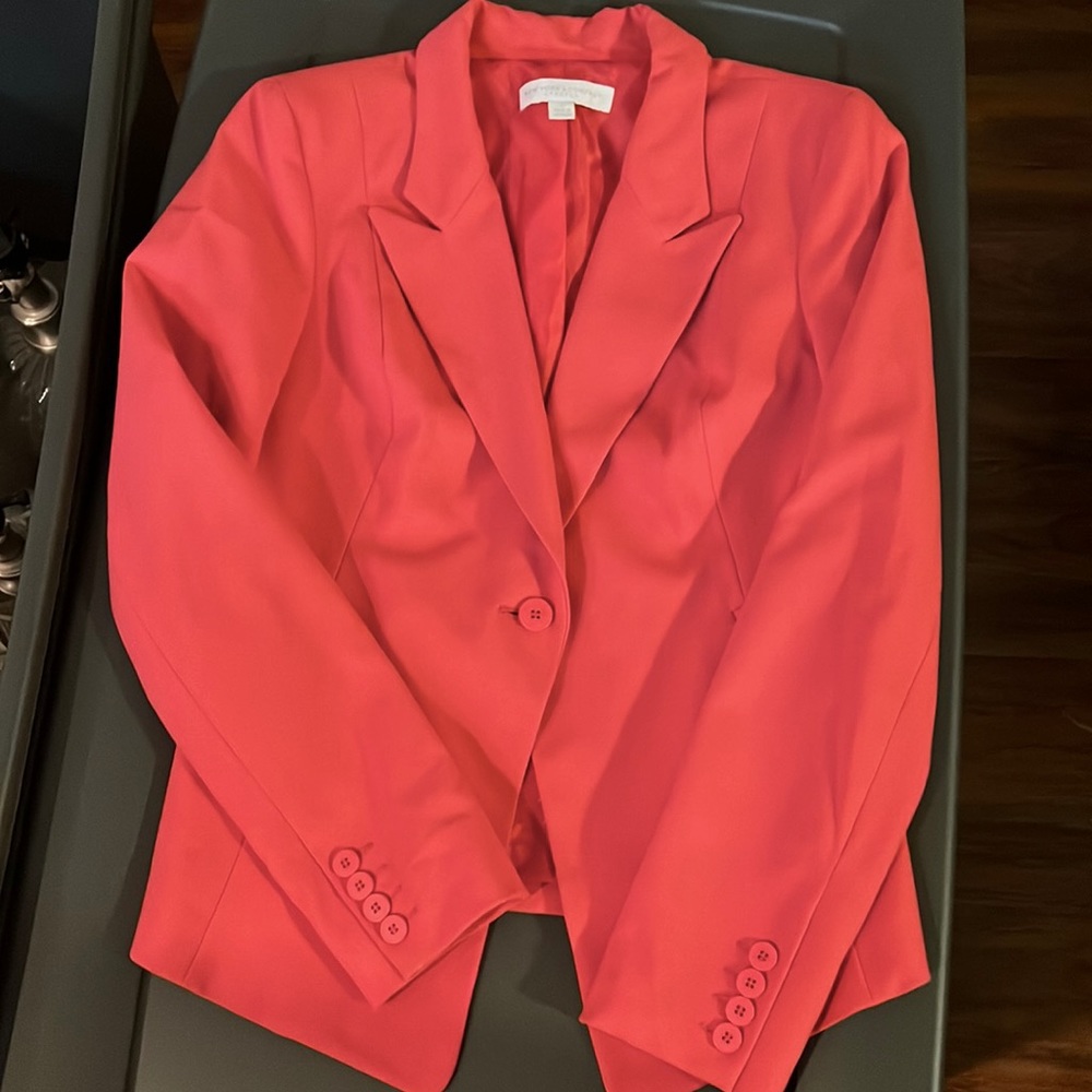 Womens Fitted Coral Blazer